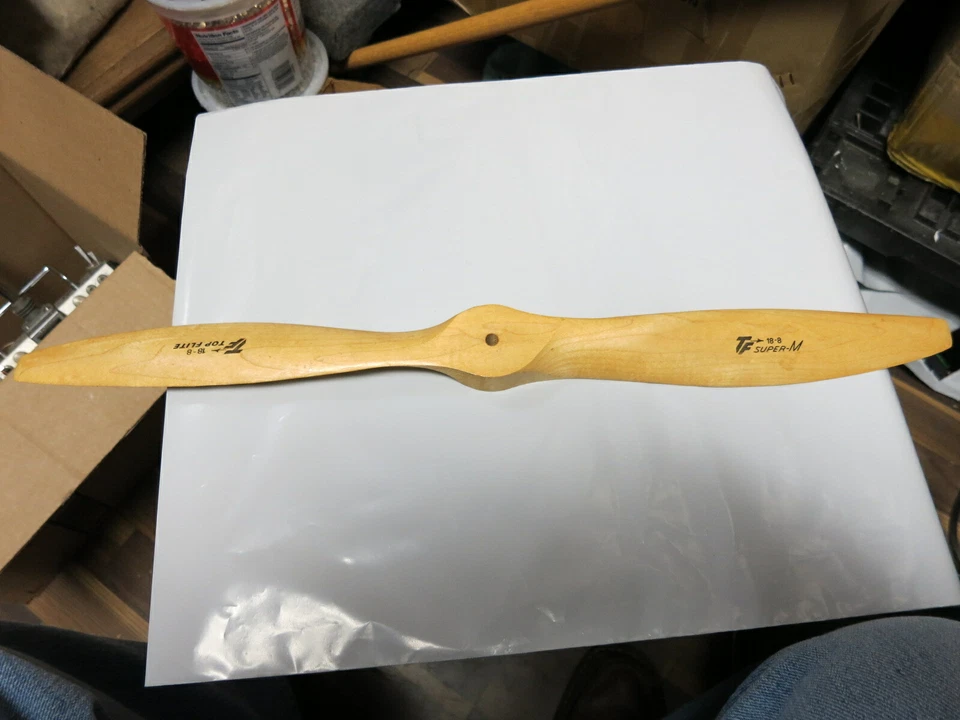 HÉLICE DE MADERA TF TOP FLITE 18-8 PARA AVIONES RC Foto 1 de 3