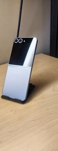 Samsung Galaxy Z Flip 6 - 256 Go - Débloqué | Boîte ouverte | Garantie jusqu'au 18/03/26 - Photo 1 sur 6