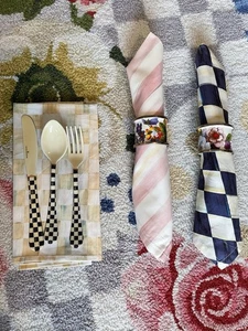 Mackenzie-Childs White Flower Market Enamel Napkin Rings Set Of 4 - Picture 1 of 21