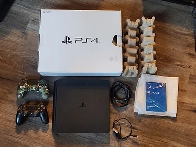 Consola Sony PlayStation 4 Slim 1 TB - Negro Jet, 2 DualShock, Cables Foto 1 de 4