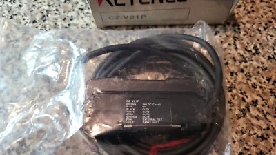 KEYENCE CZ-V21P RGB DIGITAL FIBEROPTIC SENSOR, AMPLIFIER UNIT - Image 1 of 4