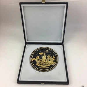 Tokio Disneyland 20 Años PLATO El Reino de los Sueños y Anframa Damasquinados - Imagen 1 de 5