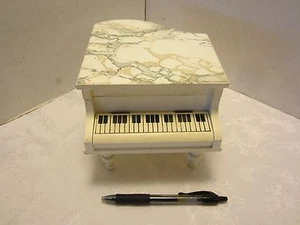 VINTAGE Baby Flügel Holz Musik Schmuck Box Japan 8"" Earl Bernard Retro - Bild 1 von 9