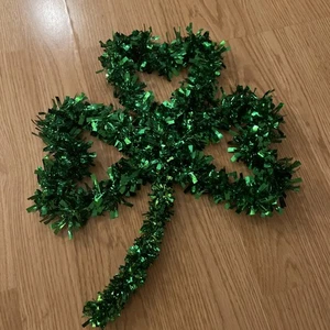 Shamrock Decoration - Picture 1 of 2