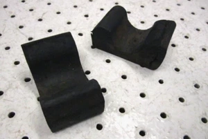2004 ARCTIC CAT SABERCAT 600 EFI LX SPINDLE CUSHIONS 0603-036 - Bild 1 von 4