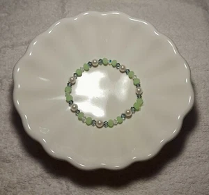 Hand Crafted Stretch Crystal and Pearl Bracelet. - Picture 1 of 2