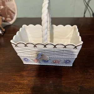 Vintage LENOX Porcelain Woven Basket Spring Pastel Flowers Butterfly Floral Gold - Picture 1 of 5