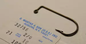 Vintage Mustad 32756 size 2/0 Aberdeen Hooks Made In Norway Mustad & Son USA - Picture 1 of 4