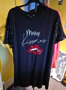 Lipsy Merry Christmas T Shirt Dress Size 14 Brand New With Sequins Lips - Picture 1 of 7