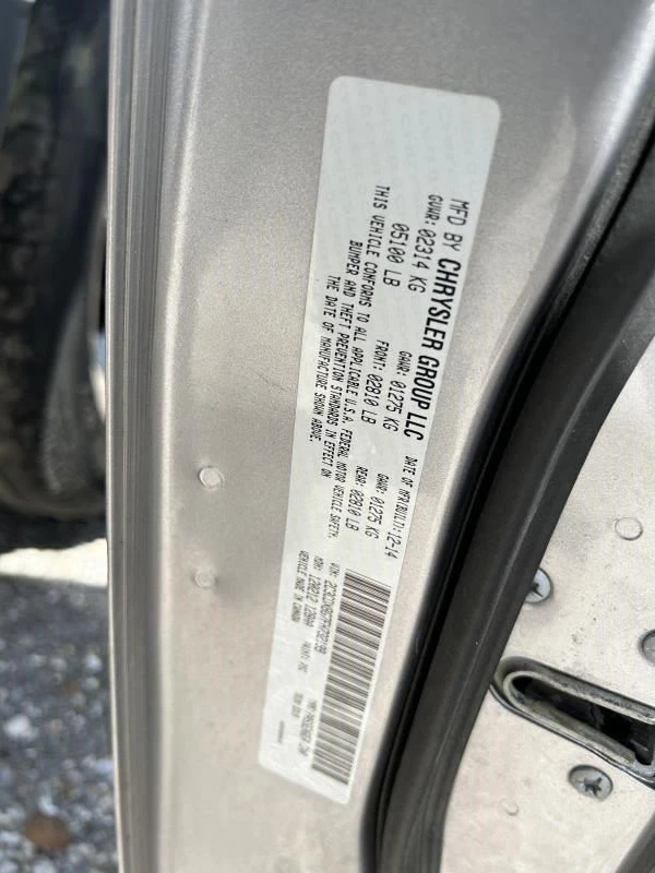 CHARGER   2015 Fuse Box Cabin 104685349 - Image 1 of 4