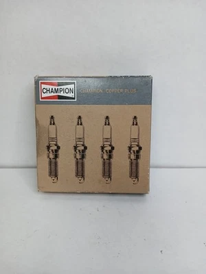 Champion 860 Copper Plus Spark Plug RDJ7J - 4 Pack - Image 1 of 4