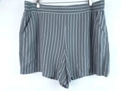 Shorts femininos Nine West tamanho XXL listrado cinza rayon shorts - Imagem 1 de 4