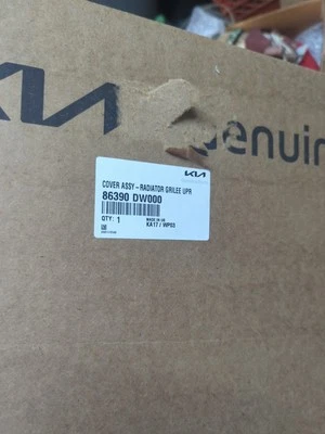 Cubierta de acceso soporte radiador delantero para Kia Sportage 2023-2025 Kia 86390DW000 Foto 1 de 4