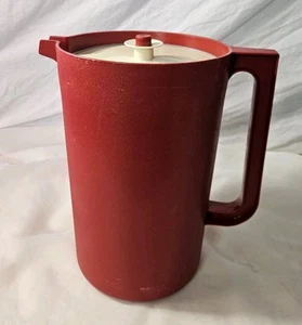 Vintage Red Tupperware Large One Gallon Pitcher Push Button Lid 1416-1 - Picture 1 of 15