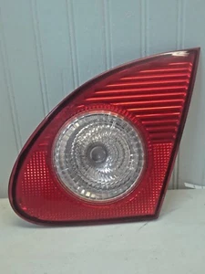 2003 2004 2005 2006 2007 2008 Toyota Corolla Right Passenger  Inner Taillight - Bild 1 von 5