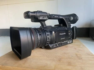 Caméscope haute définition AVC, AVCHD Panasonic AG-AC130 - Photo 1/19