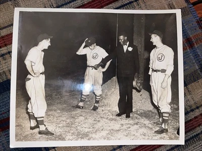 FOTO DE BÉISBOL CAMISETA HOMBRE NEGRO EQUIPO MLB JUGADORES AMERICANOS DERECHOS CIVILES TIPO 1 Foto 1 de 4