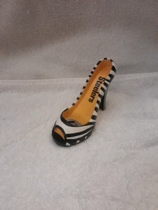Pittsburgh Steelers Striped High Heel Shoe Bottle Opener - Picture 1 of 6