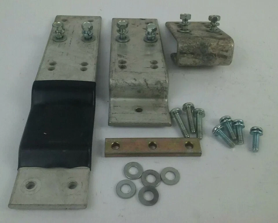 FERRAMENTA DE MONTAGEM EM PAINEL CUTLER HAMMER KFDP11X4MS  - Imagem 1 de 3