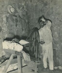 Mexico man spinning thread antique art photo