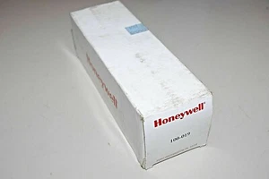 Honeywell 100-019 6.594 in Wide Strip Chart Paper Roll - Picture 1 of 4