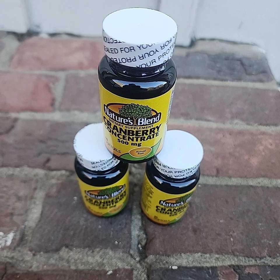 Paquete de 3 geles blandos concentrados de arándano Nature's Blend, 500 mg, 60 quilates Foto 1 de 4