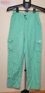 Neue Cargohose Nike XS grün (0539) - Bild 1 von 4