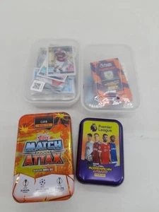 Fußball Karten Konvolut Restposten 2000 + Karten Panini Topps Match Attax verschiedene Tins - Bild 1 von 12