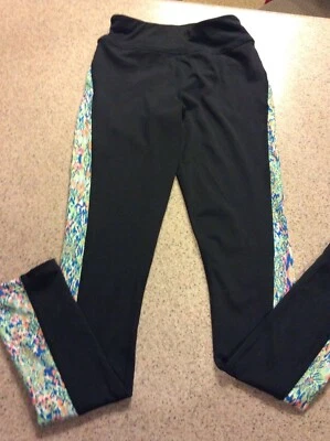 Rue 21 Talla S Negro Con Diseño Lateral Leggings Nuevo Sin Etiquetas Lindos Pantalones de Entrenamiento! Foto 1 de 3
