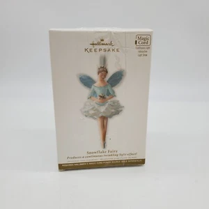 Hallmark 2012 "SNOWFLAKE FAIRY" ornament, Light Magical - Picture 1 of 3