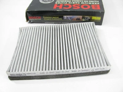 Filtro de aire de cabina Bosch C3781 para Volkswagen Passat 1993-1997 Foto 1 de 3