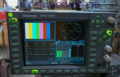 Tektronix 7020 HDSDI / SDI waveform vectorscope  (SD, HD, DDE ) - Image 1 of 4