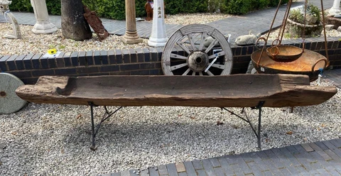 Garden Planter / Feature - Old Tree Trunk Wood - Natural - Unusual - 237cm Cover