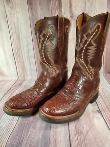 Stivali western uomo Lucchese 2000 marrone caimano punta rotonda doppia cucitura 8 2E EE - Foto 1 di 8