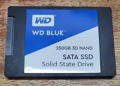 WD Blue 3D NAND SATA 6Gb/s 2.5" 250GB SSD WDS250G2B0A-00SM50 Solid State Drive - Image 1 of 2