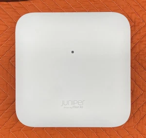 Juniper Mist AI AP45-US Punkt dostępowy Wi-Fi 6E - Zdjęcie 1 z 2