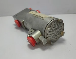 Maxseal ICO3S Y013AA3H2BS072 SS Solenoid Valve - Picture 1 of 5