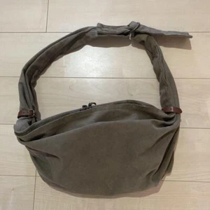 KAPITAL No.6 Canvas Schultertasche Crossbody Khaki Little Snufkin - Bild 1 von 2