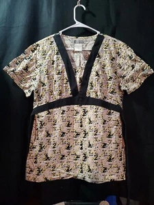 Body Women's Work Scrubs Geometric Black And Yellow Pattern, Size Small. V Neck - Picture 1 of 4