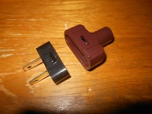 New Brown Replacement Lamp Plugs With Screw Terminals - Picture 1 of 3