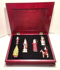 JUDI VAILLANCOURT Neiman Marcus Limited RARE 6 Christmas Ornaments Wood Storage - Picture 1 of 12