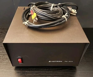 Astron RS-20A Linear Tabletop Power Supply 13.8V 20A Max Powers On With Cables - Picture 1 of 13