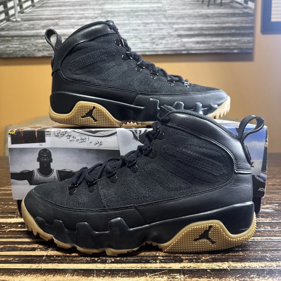 Talla 9.5 - Bota Retro Air Jordan 9 NRG Goma Negra 2017 (AR4491-025) Foto 1 de 4