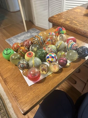 Lote De 30 Bolas Hinchables De Colección Sm & M Remolinos, Brillos, Araña, Ojo, Coche, Dora Foto 1 de 4