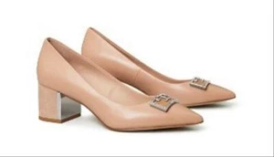 $ 348 Neu mit Karton Tory Burch Gigi verzierter spitz zulaufender Pumps Leder warme Schuhe Größe 9 - Bild 1 von 12