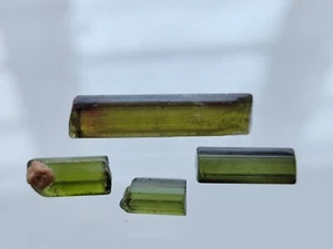 Facet Grade Natural Tourmaline Crystals Green Color Rough Gemstone 25 Carats - Picture 1 of 6