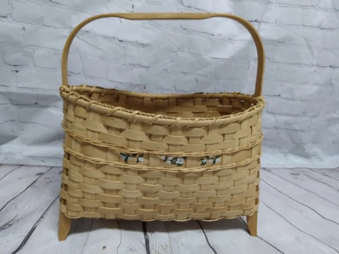 Vintage Wicker Rattan Basket Footed Magazine Book Holder Storage Boho Cottage Cover