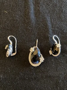 pendant and earring set - Picture 1 of 3