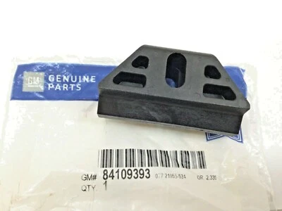 Chevrolet Malibu Pontiac Grand Prix Battery Hold Down Retainer new OEM 84109393 - Image 1 of 4