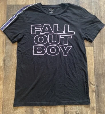 Fall Out Boy T-Shirt Woman's Size Small MANIA TOUR 2018 Concert Tee Black  Band - Image 1 of 4